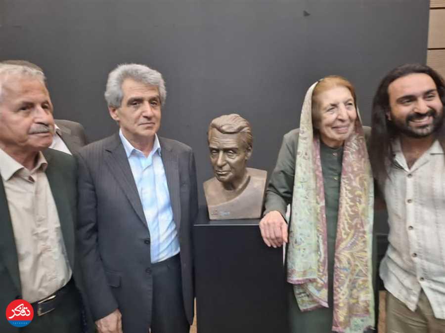 شبی که فرهنگ بر صدر نشست