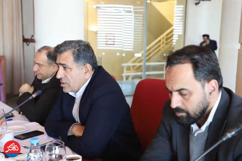  تداوم تعامل نمایندگان و مدیریت ارشد اجرایی برای گشودن تنگناها