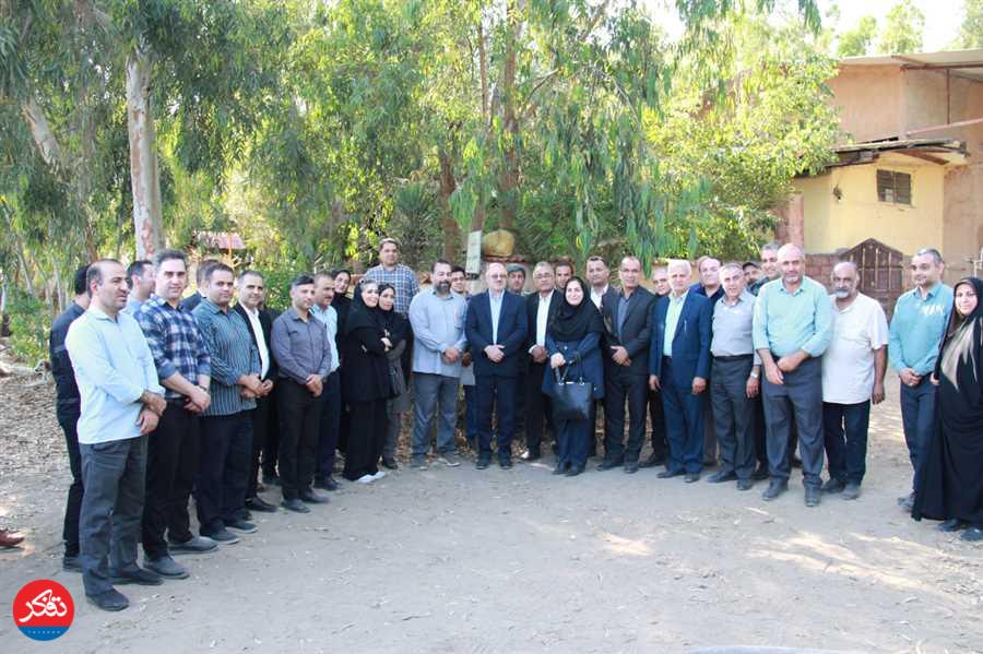 آگاهی‌بخش و امیدآفرین 