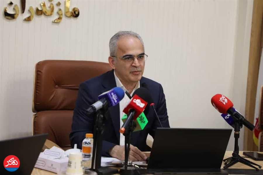 مدیریت دانشگاه را با پنج و نیم همت بدهی تحویل گرفتم