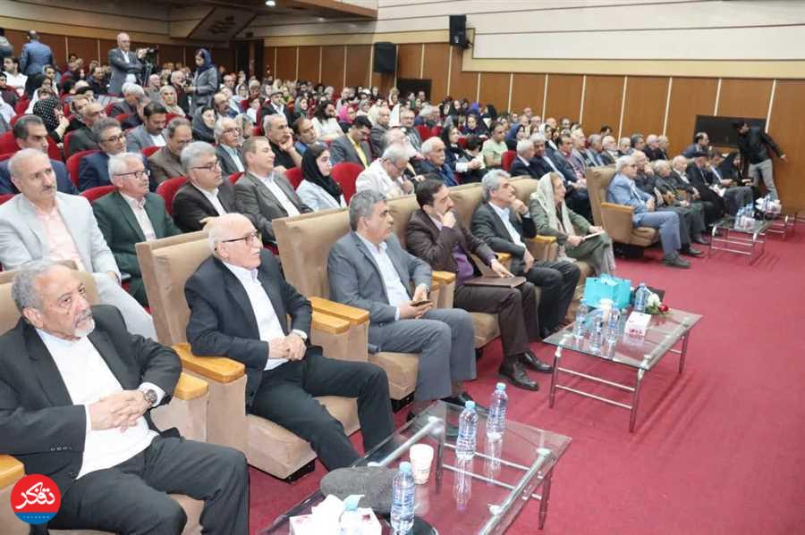 شبی که فرهنگ بر صدر نشست